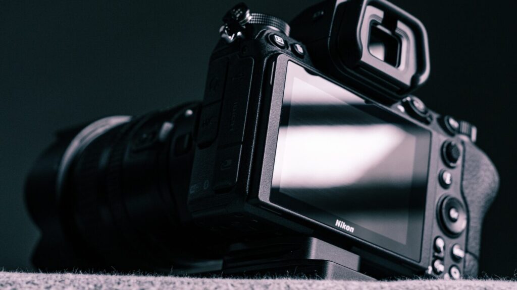 Nikon Z8の重さはどのくらい?