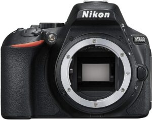 Nikon デジタル一眼レフカメラ D5600