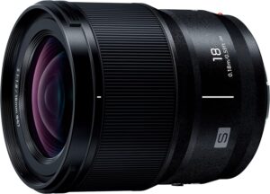 パナソニック(Panasonic) Panasonic LUMIX フルサイズミラーレス一眼カメラ 大口径超広角単焦点レンズ S-S18