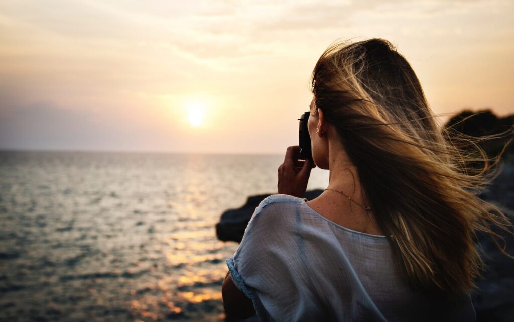 Instax mini Liplayで録音した音声をスマホに送れる？